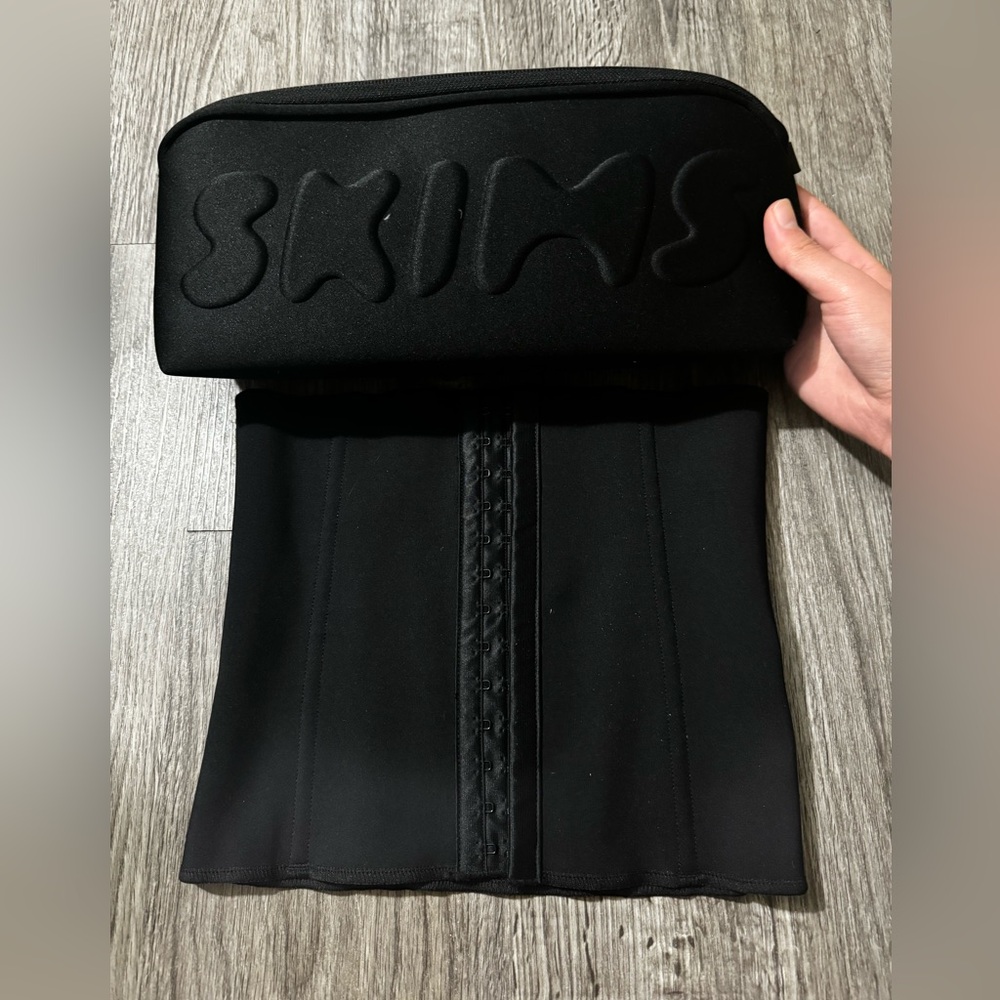 Skims black waist trainer Black XS